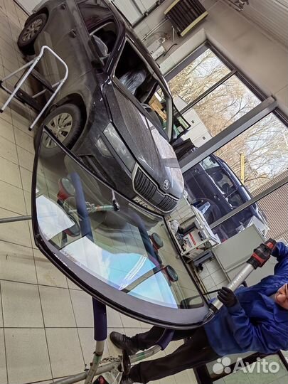 Ремонт лобового стекла, сколов и трещин автостекол