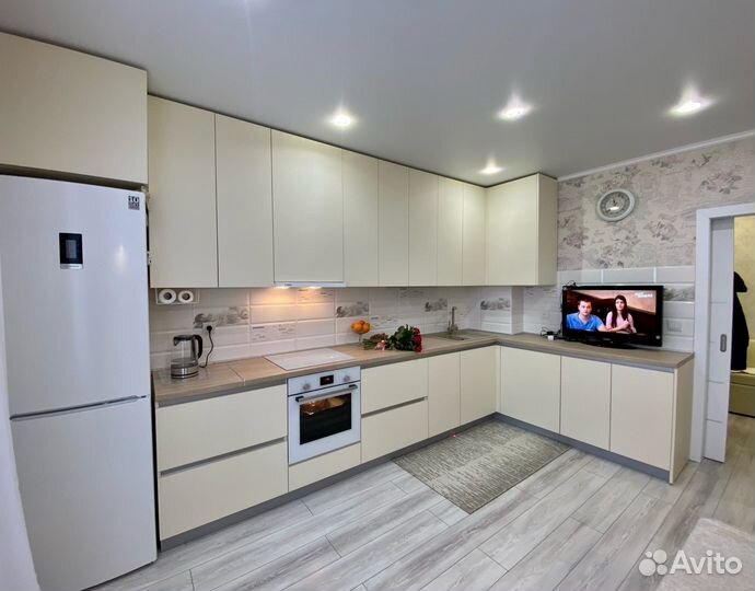 Угловые, прямые кухни на заказ