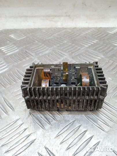 Реле свечей накала Opel Astra 2007