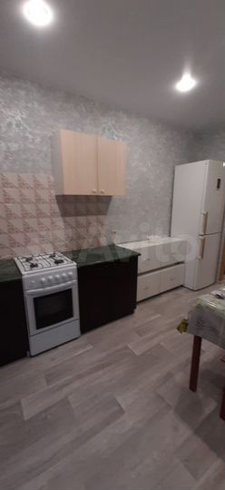 2-к. квартира, 60 м², 2/2 эт.