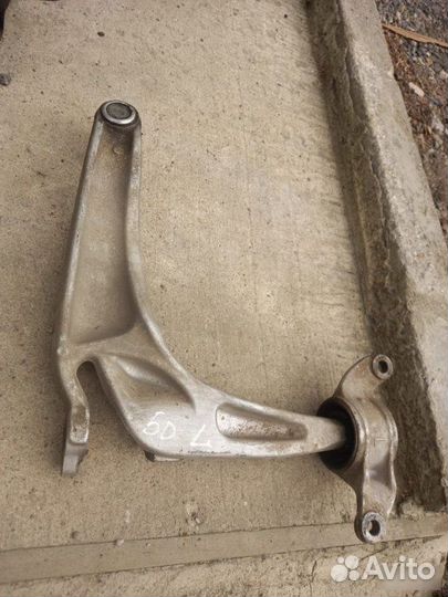 Рычаг подвески передний правый Honda Civic 8 5D