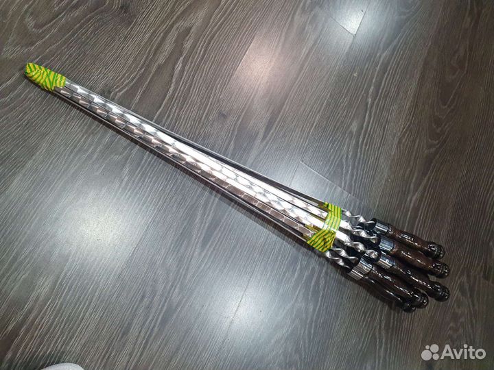 Шампур с деревянной ручкой 55 см