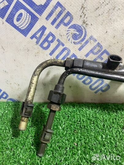 Топливная рампа Daewoo Nexia седан 1.5 A15MF 2006