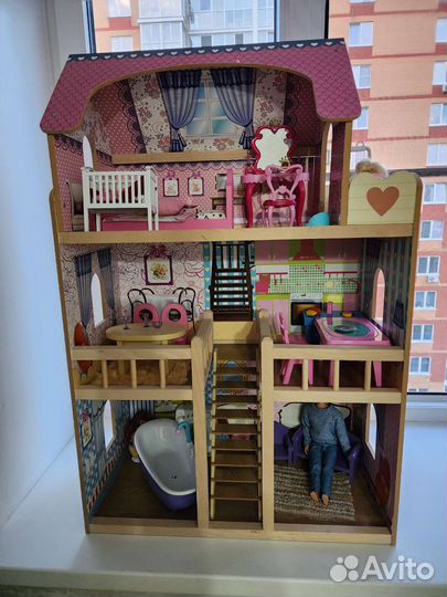 Домик кукольный