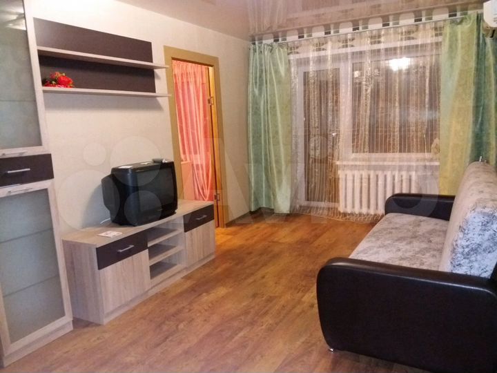2-к. квартира, 49 м², 2/5 эт.