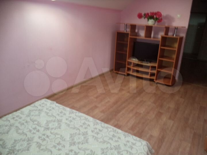 1-к. апартаменты, 33 м², 2/2 эт.