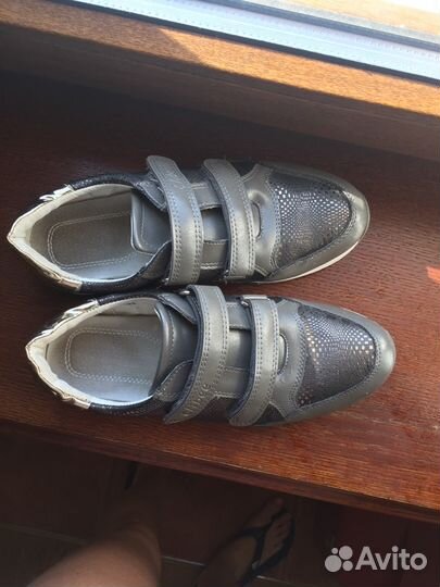 Кроссовки/ботиночки 36/37