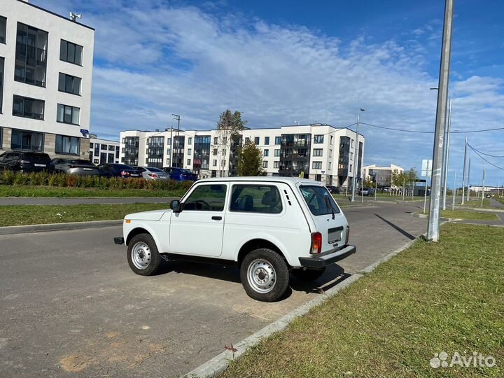 LADA 4x4 (Нива) 1.7 МТ, 2018, 64 700 км