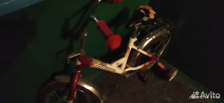 Детский трехколесный велосипед