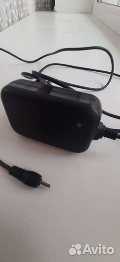 Зарядное устройство