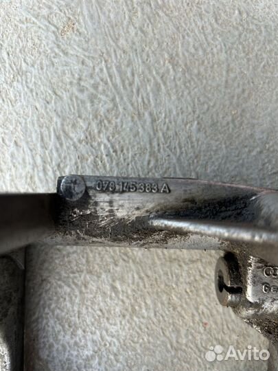 Кронштейн гидроусилителя Audi 100 c4