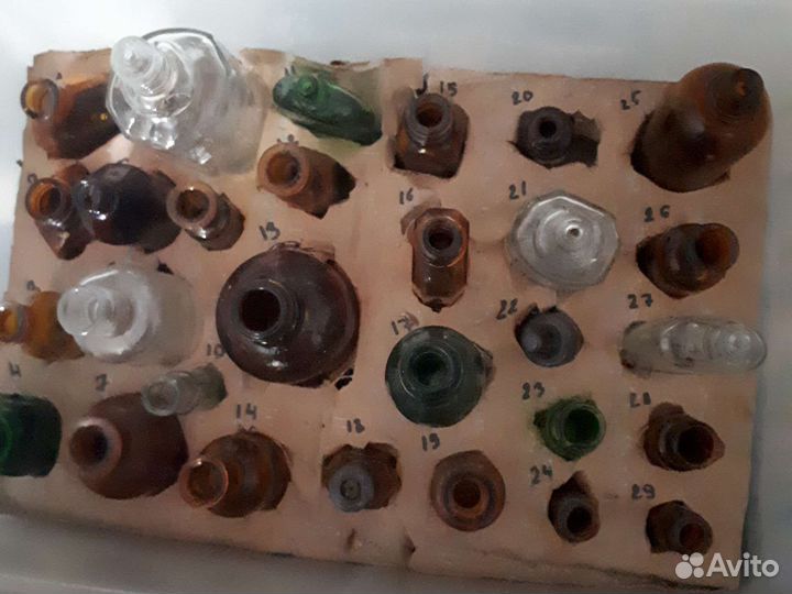 Немецкие бутылки.пробки.кружки.наперстки