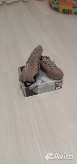Кроссовки демисезонные с коробкой