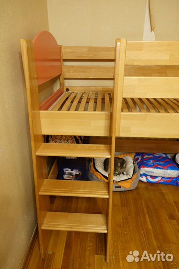 Кровать-чердак детская 90х200