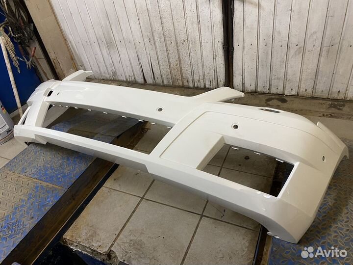 Бампер на мердселц GLK новый в цвет