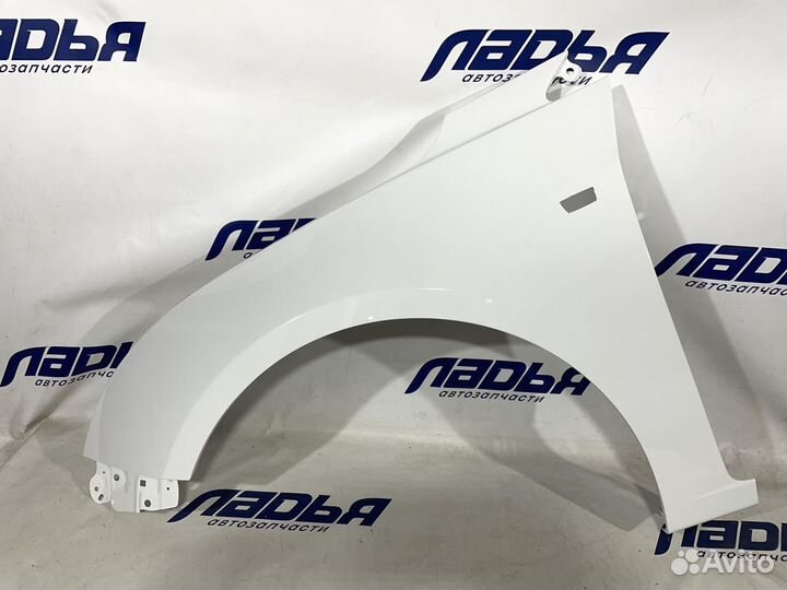 Крыло Chevrolet cruze левое Белый GAZ