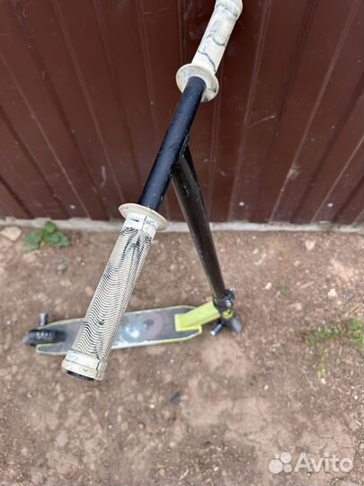 Трюковой самокат