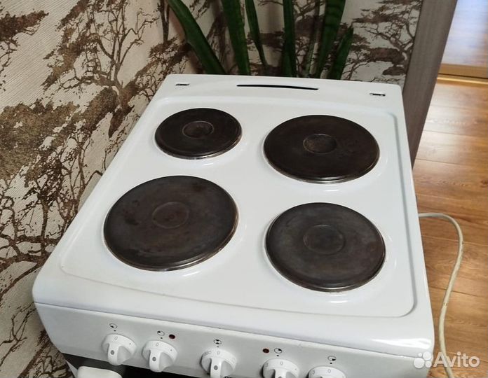 Плита электрическая Hansa