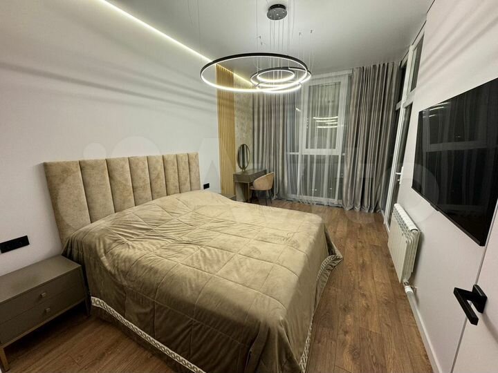 2-к. квартира, 57 м², 18/21 эт.