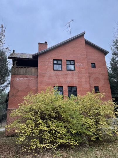 Дом 330 м² на участке 40 сот.