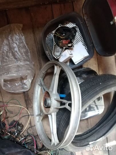 Продам запчасти на мопед