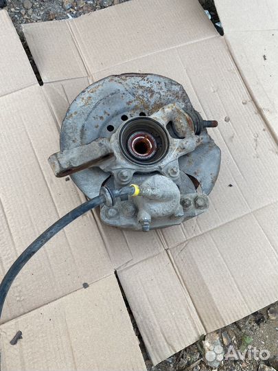 Кулак поворотный правый калина, гранта