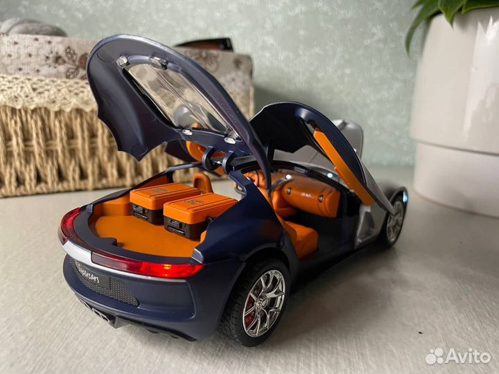 Модель автомобиля Bugatti Atlantic металл 1:24