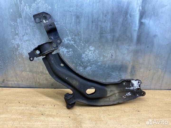 Рычаг подвески передний правый Fiat Albea 350A1000