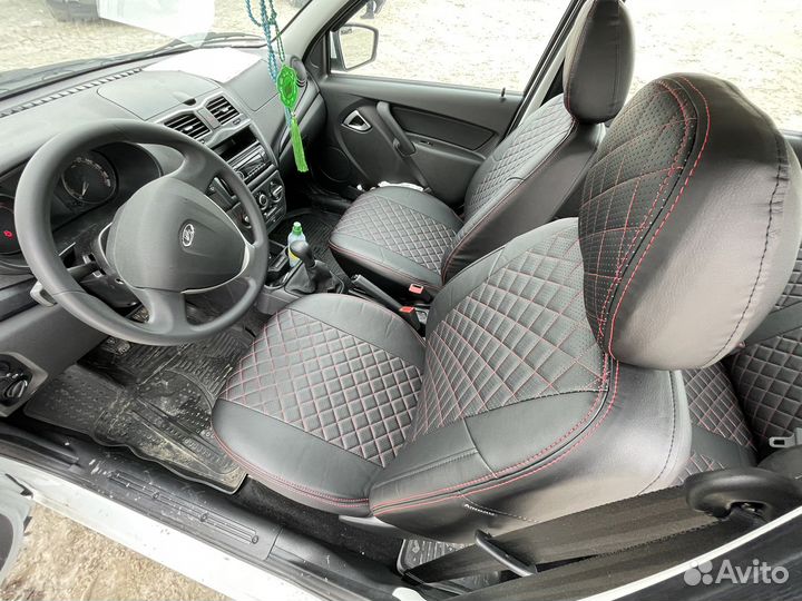 Авточехлы для Лада Гранта в красную Срочку