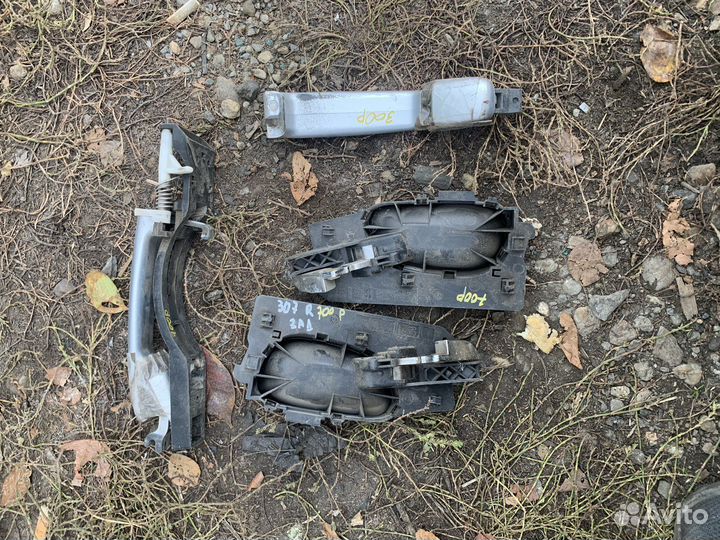 Ручки дверей наружние и внутренние Peugeot 307