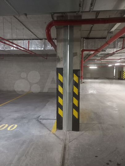 Машиноместо, 13 м²