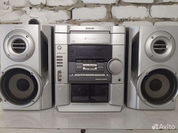 Музыкальный центр