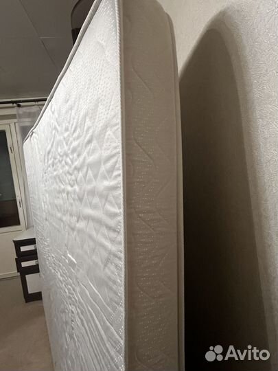 Матрас 180х200 бу