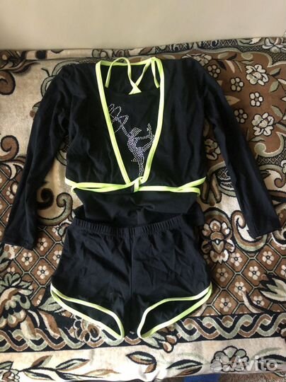 Костюм для художественной гимнастики