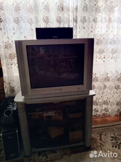 Телевизор