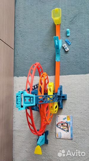 Трек Hot Wheels Тройная Петля