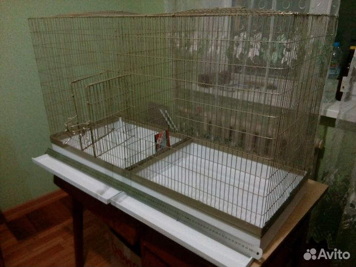 Клетки для птиц, вольеры