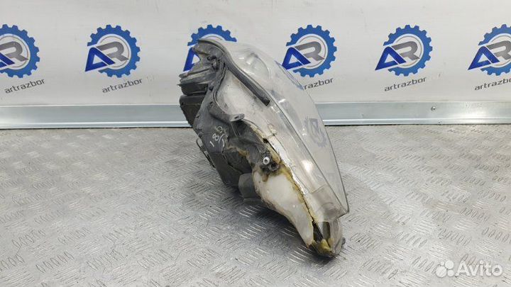 Фара левая Lexus Is 250