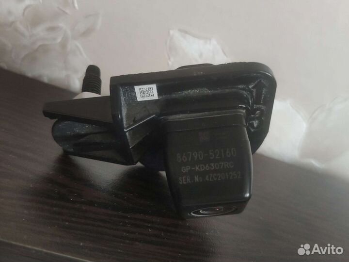 Камера заднего вида Toyota Porte с проводкой