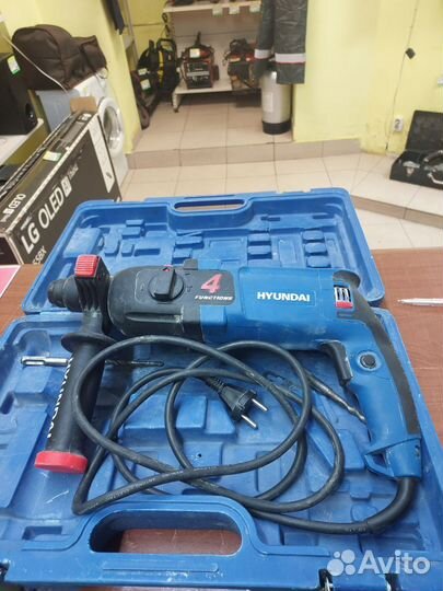 Перфоратор hyundai H850
