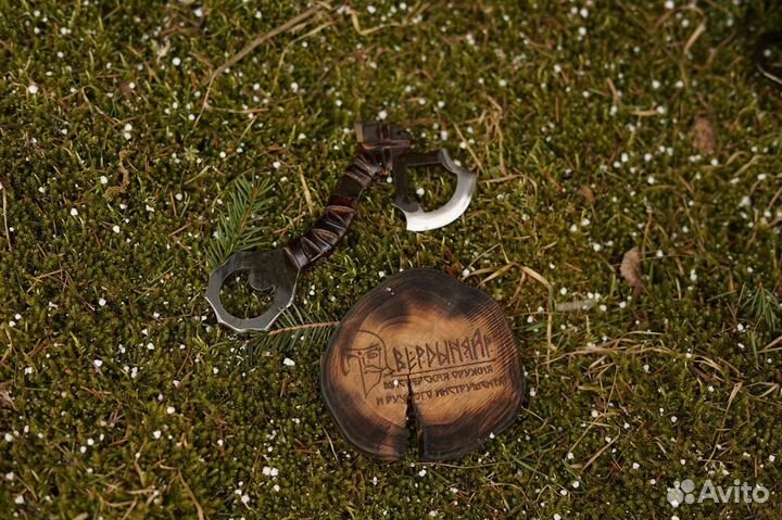 Топор рабочий