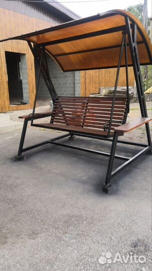 Садовая качеля