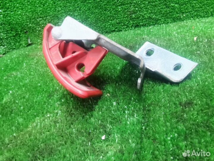 Ручка открывания капота Volvo S40 II 1.6 2006