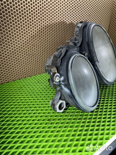 Фара левая Mercedes-Benz CLK w208