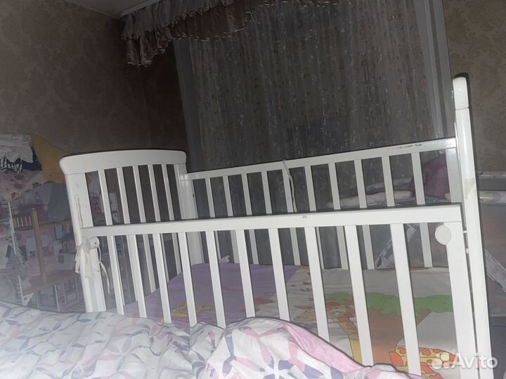 Детская кроватка