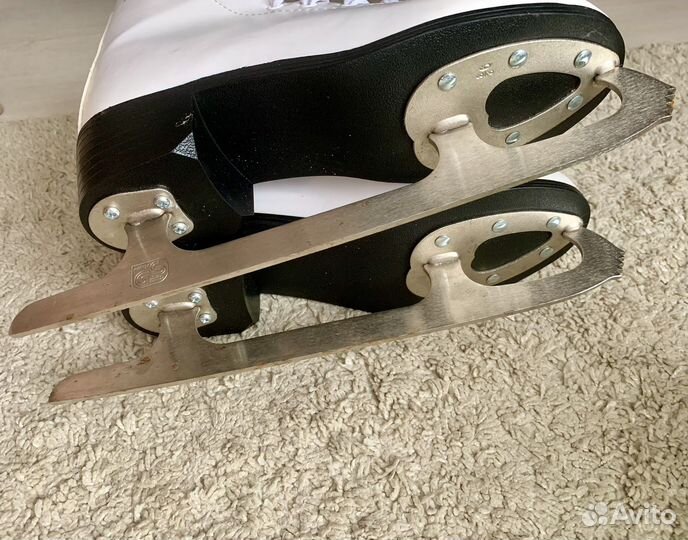 Коньки женские фигурные Nordway Nicole 39