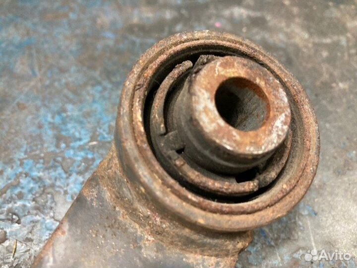 Рычаг верхний задний правый Suzuki Kizashi RE