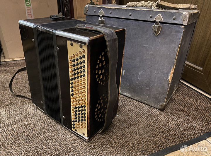 Баян «Северный Кустарь»