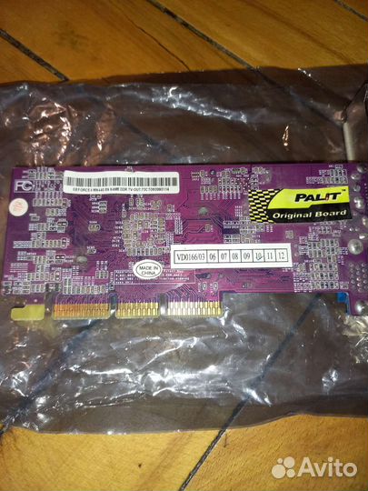 Видеокарта GeForce4 MX440 8x 64 Mb