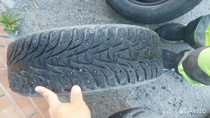 Yokohama Ice Guard Stud IG55 185/60 R15